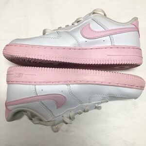 Nike Air Force 1 Low White and Pink Sneakers.Size Y2 Youth Pre Owned Excellent